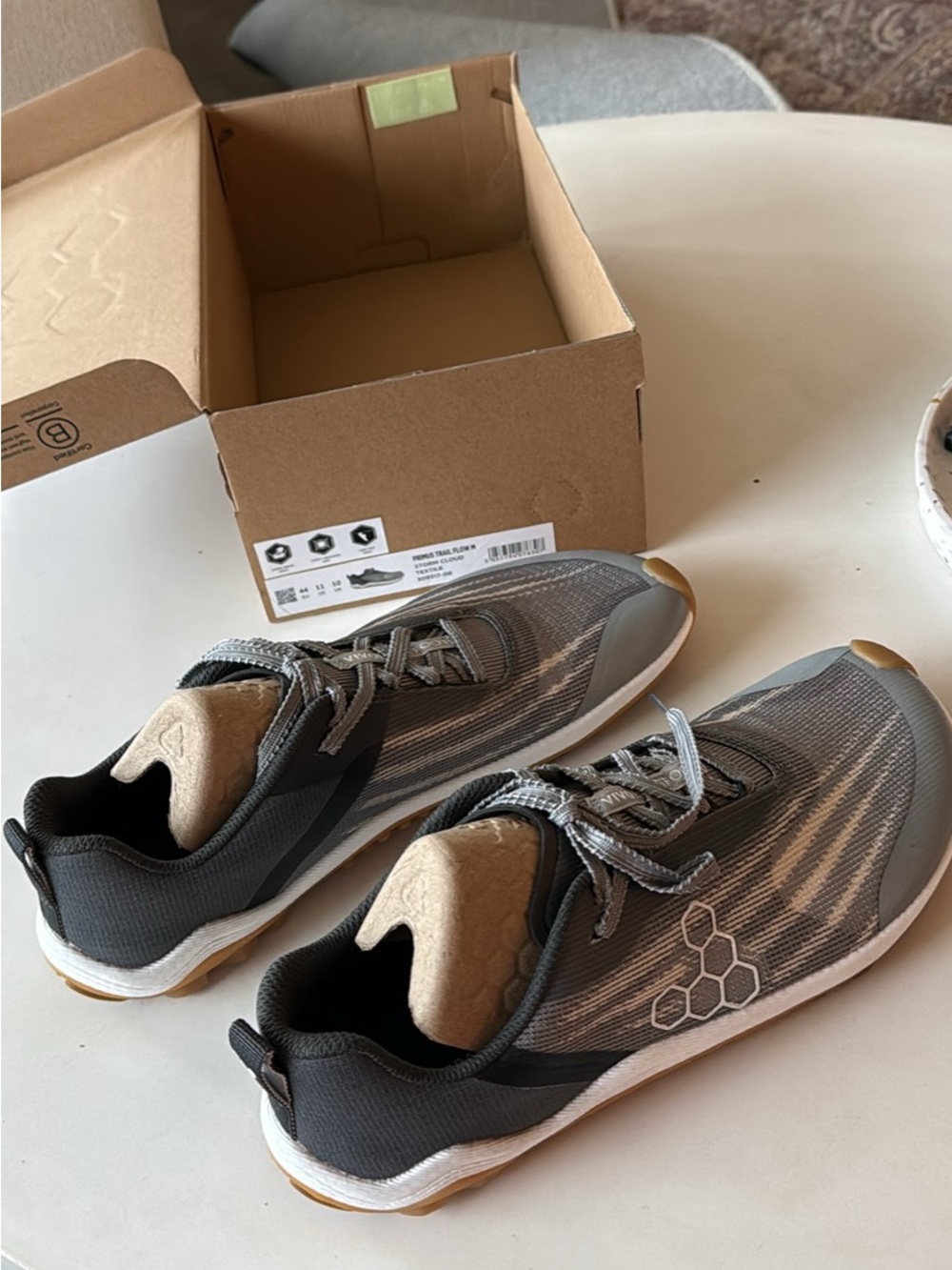 NEW Vivo Men’s barefoot trail runner size 11